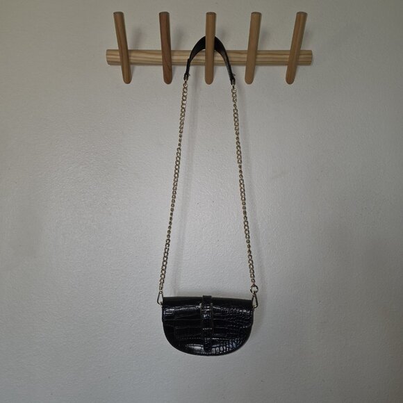 Halston Black Croc Embossed Faux Leather Crossbody Bag Gold Chain H Logo - Picture 2 of 14